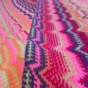 Forever 21 Multicolor Chevron Knit Scarf | Rainbow Bright 80x22 | New With Tags